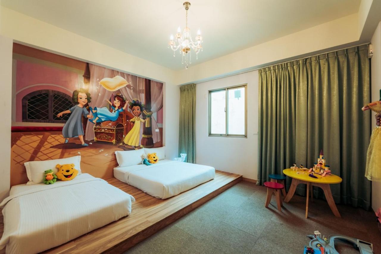 Готель Elsa House Тайнань Екстер'єр фото